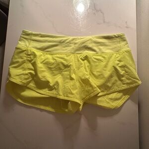 Lululemon highlighter yellow shorts size 6
2.5 length
Speed up shorts
